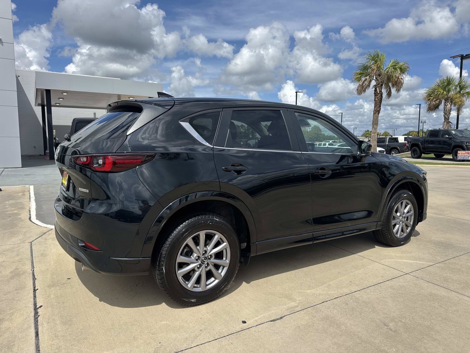 Used 2025 MAZDA CX-5 AWD 2.5 S w/ Preferred Package image 7