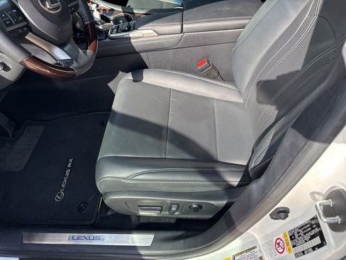 Used 2019 Lexus RX 450h AWD w/ Navigation Package image 17