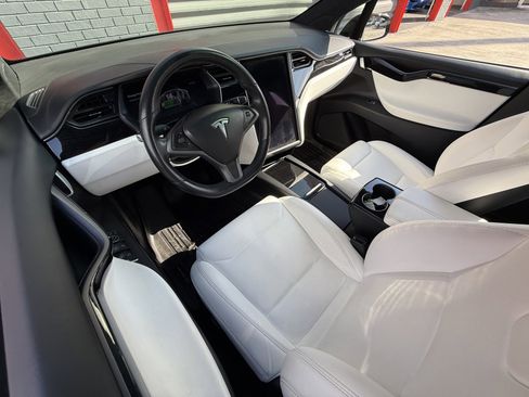 Used 2019 Tesla Model X 100D image 20
