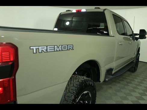 Used 2026 Ford F350 Lariat w/ Tremor Off-Road Package AWD/4WD image 22