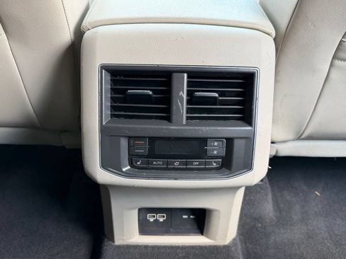 Used 2018 Volkswagen Atlas SEL Premium AWD/4WD image 55