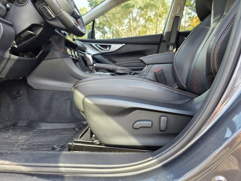 Certified 2022 Subaru Crosstrek 2.5i Limited w/ Moonroof Package 2 image 19