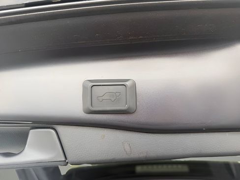 Used 2024 Toyota RAV4 XLE Premium AWD/4WD image 26