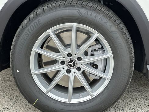 New 2026 Mercedes-Benz GLE 450e 4MATIC image 26