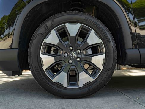 Used 2026 Honda Pilot Elite image 14