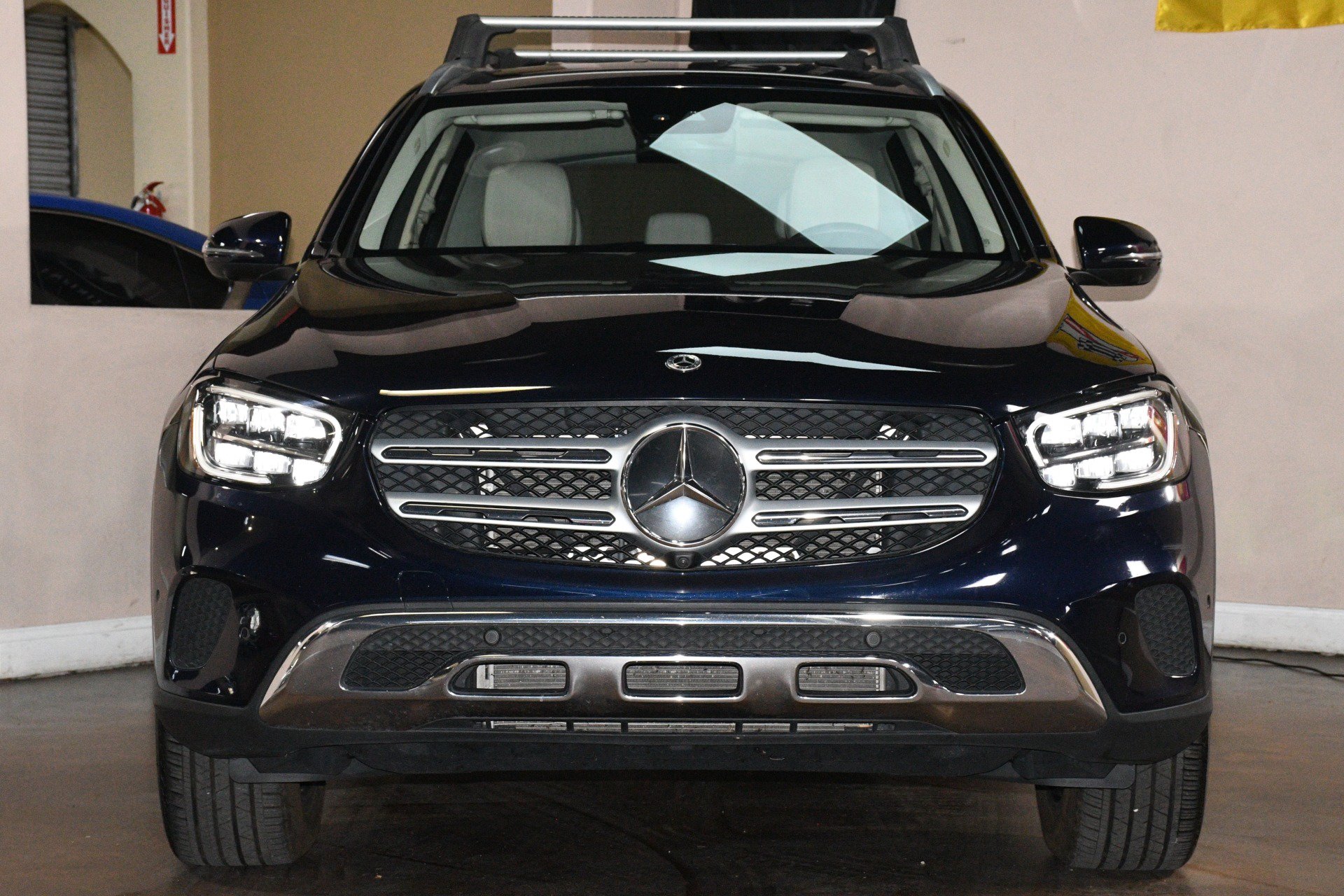 Used 2022 Mercedes-Benz GLC 300 image 1