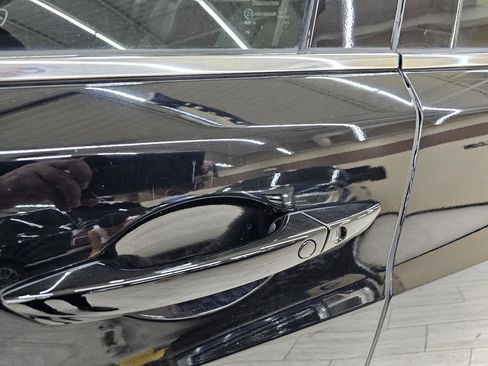 Used 2018 Acura TLX w/ Technology Package FWD image 12