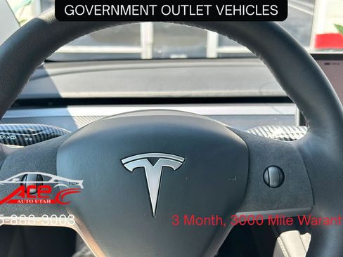 Used 2022 Tesla Model 3 Performance AWD/4WD image 16