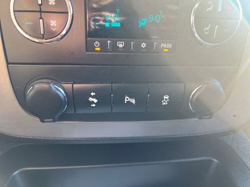 Used 2013 GMC Sierra 2500 SLT w/ SLT Convenience Package image 16