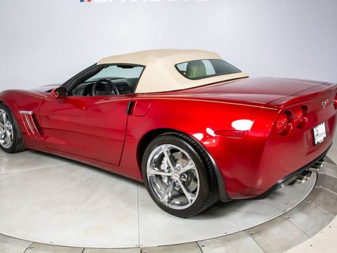 Used 2010 Chevrolet Corvette Grand Sport w/ Preferred Equipment Group RWD image 8