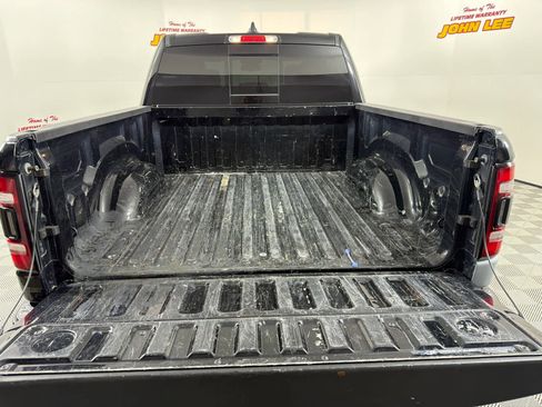 Used 2019 RAM 1500 Laramie AWD/4WD image 5