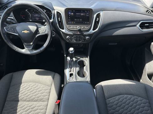Certified 2019 Chevrolet Equinox LT w/ Sun & Navigation Package FWD image 13