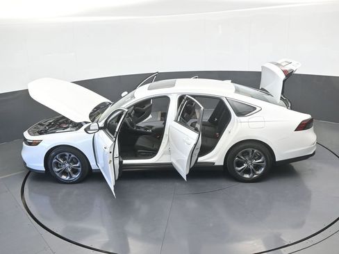 Used 2023 Honda Accord EX image 66