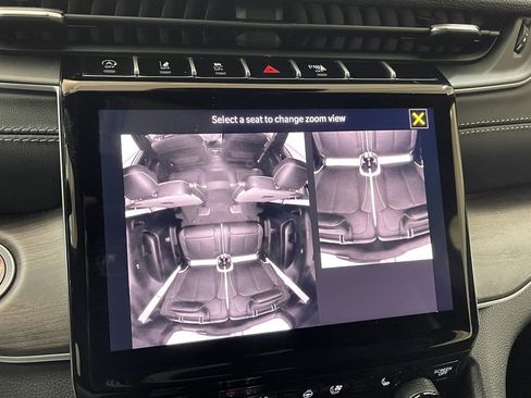 New 2025 Jeep Grand Cherokee L Limited w/ Luxury Tech Group II image 41