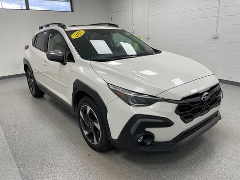 Used 2025 Subaru Crosstrek 2.5i Limited AWD/4WD image 3
