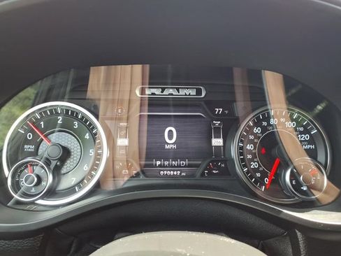 Used 2021 RAM 1500 Big Horn AWD/4WD image 16