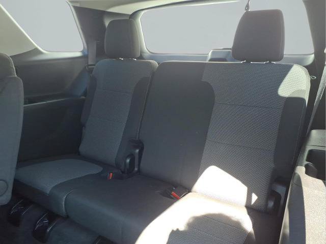 Used 2019 Chevrolet Traverse LT FWD image 11