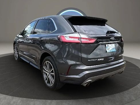Used 2019 Ford Edge Titanium w/ Equipment Group 301A AWD/4WD image 15