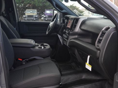 New 2026 RAM 5500 Tradesman w/ Chrome Appearance Group image 25