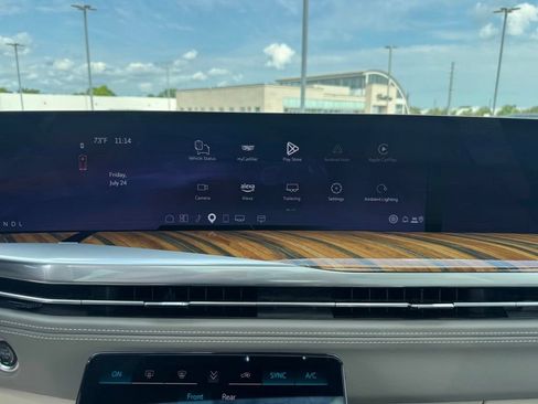 Certified 2025 Cadillac Escalade Sport Platinum w/ LPO, ONYX Package AWD/4WD image 20