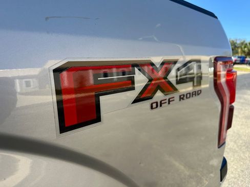 Used 2017 Ford F150 Lariat image 35