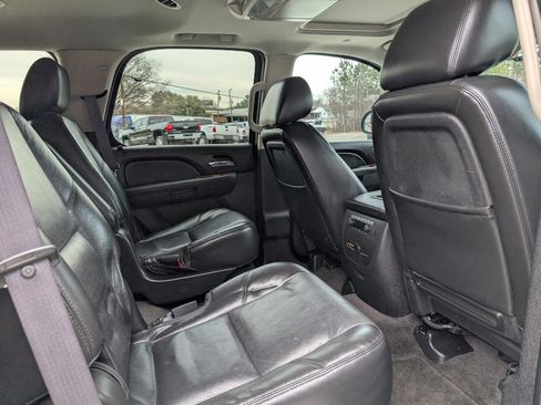 Used 2012 Chevrolet Tahoe LTZ image 23