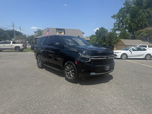 Used 2023 Chevrolet Tahoe LT w/ LT Signature Plus Package AWD/4WD image 1