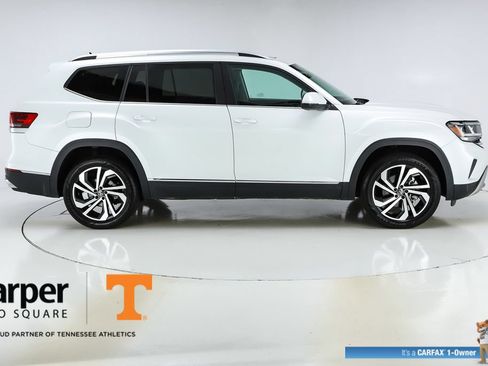 Used 2023 Volkswagen Atlas SEL AWD/4WD image 50