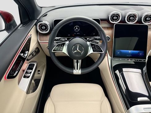 Certified 2026 Mercedes-Benz GLC 300 4MATIC image 10