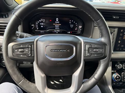 Used 2024 GMC Yukon Denali w/ Max Trailering Package AWD/4WD image 31