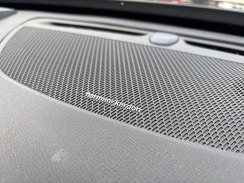 Used 2022 Volvo XC90 T6 Momentum w/ Advanced Package image 22