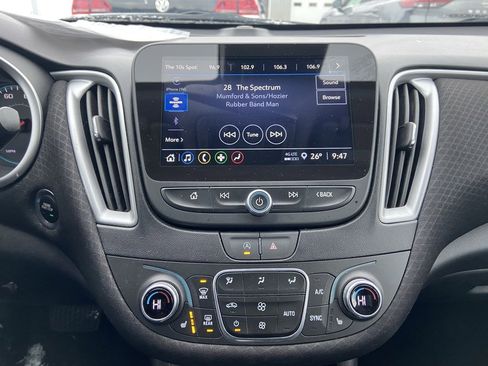 Used 2024 Chevrolet Malibu LT image 8