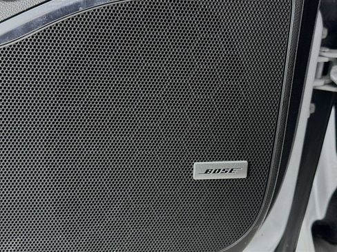 Used 2024 Buick Enclave Avenir image 18