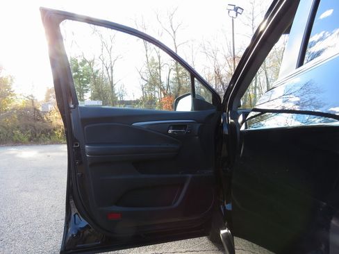 Used 2019 Honda Pilot EX-L image 10