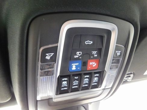 Used 2021 RAM 1500 Limited w/ Night Edition image 40