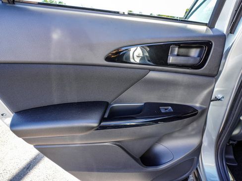 New 2026 Mitsubishi Eclipse Cross LE image 38