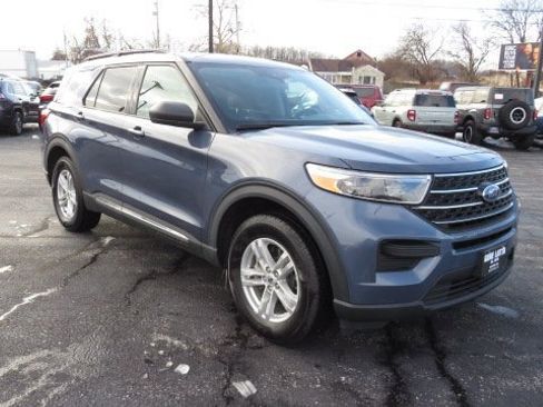 Certified 2021 Ford Explorer XLT image 1