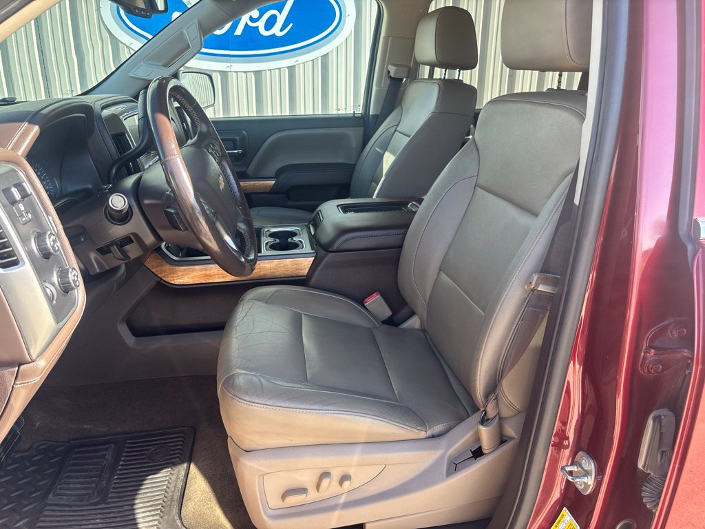 Used 2017 Chevrolet Silverado 1500 LTZ w/ Sport Package AWD/4WD image 13