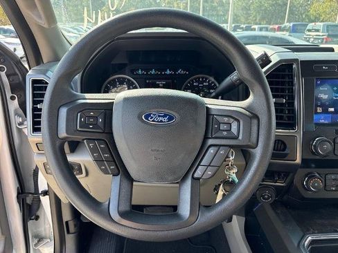 Certified 2022 Ford F350 XLT w/ XLT Premium Package image 17