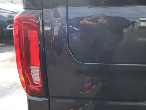 Used 2025 GMC Sierra 1500 SLT AWD/4WD image 26