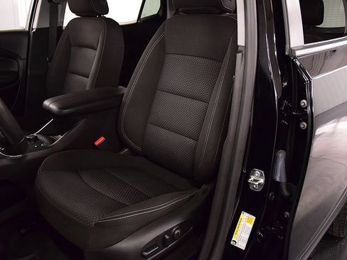 Used 2024 GMC Terrain SLE w/ Driver Convenience Package AWD/4WD image 28