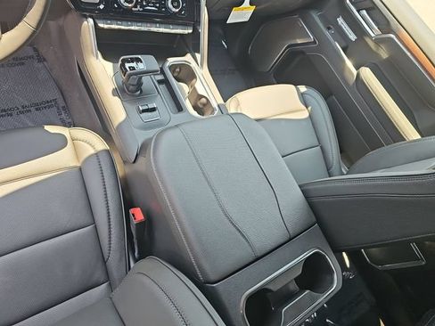 New 2026 GMC Sierra 1500 Denali w/ Denali Reserve Package AWD/4WD image 24