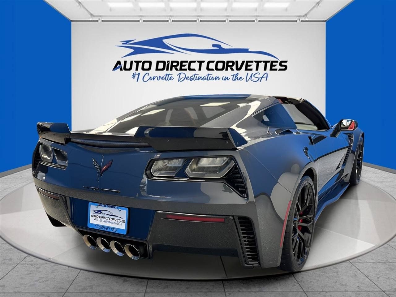 Used 2017 Chevrolet Corvette Z06 w/ Z07 Performance Package RWD image 10