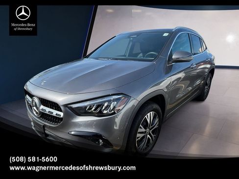 Used 2025 Mercedes-Benz GLA 250 4MATIC image 1