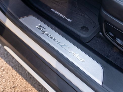 Certified 2020 Porsche Taycan Turbo w/ Premium Package AWD/4WD image 12