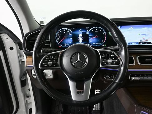 Certified 2023 Mercedes-Benz GLS 450 4MATIC image 2