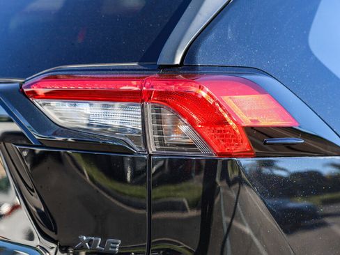 Certified 2023 Toyota RAV4 XLE Premium image 23