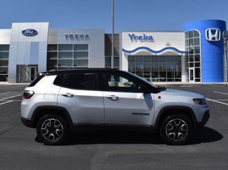 Used 2024 Jeep Compass Trailhawk image 1