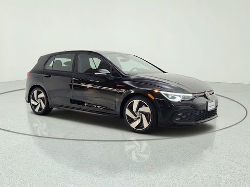 Used 2022 Volkswagen GTI SE FWD image 3