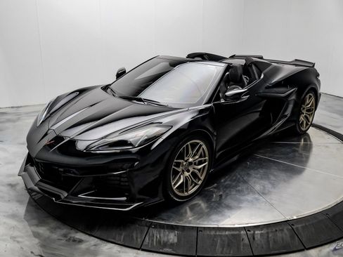 Used 2023 Chevrolet Corvette Z06 image 6